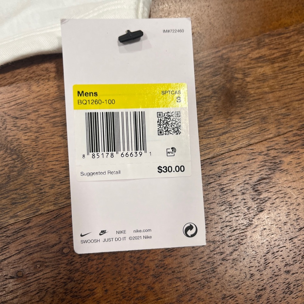 Nike White Tee Shirt - Picture 3 of 6